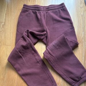Aritzia TNA Maroon Sweatpants
